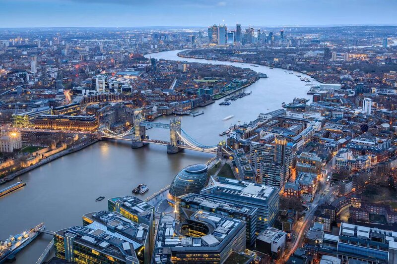 Tower Bridge and Thames — Blue, Serene