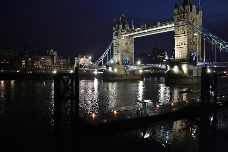 Tower Bridge at Night — Black, Dark