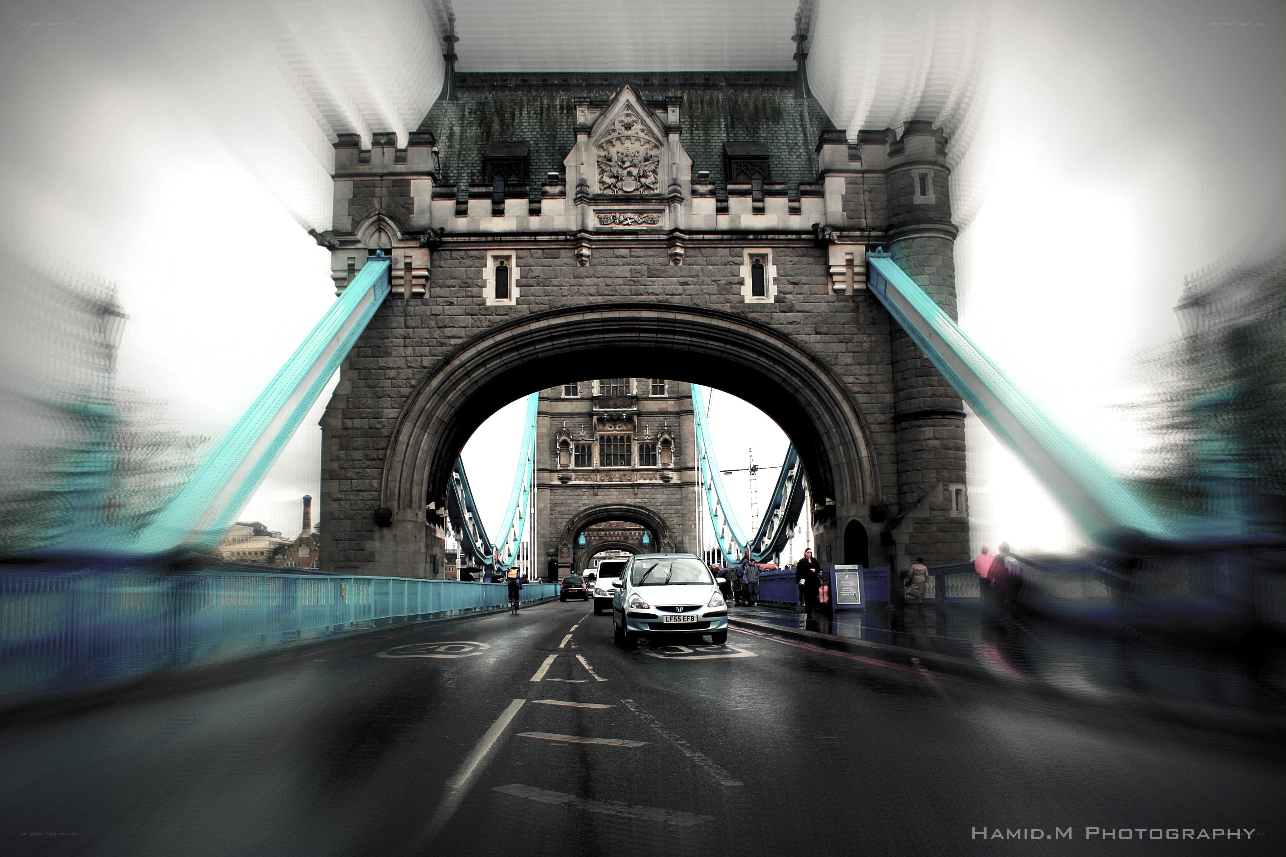 Tower Bridge motion blur