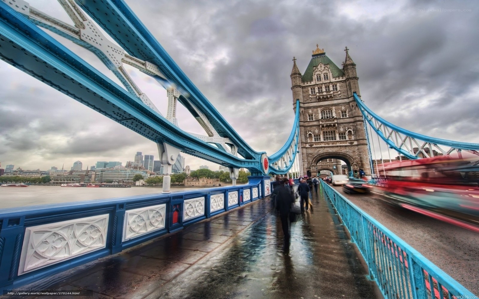 Tower Bridge on a cloudy day