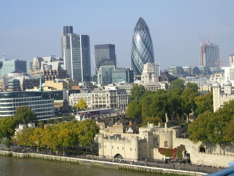 Tower of London Skyline — Green