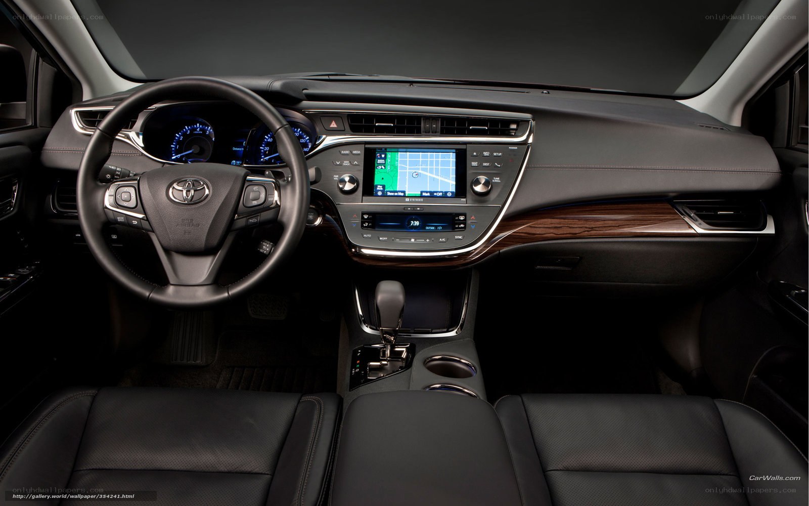 Toyota Avalon interior dashboard