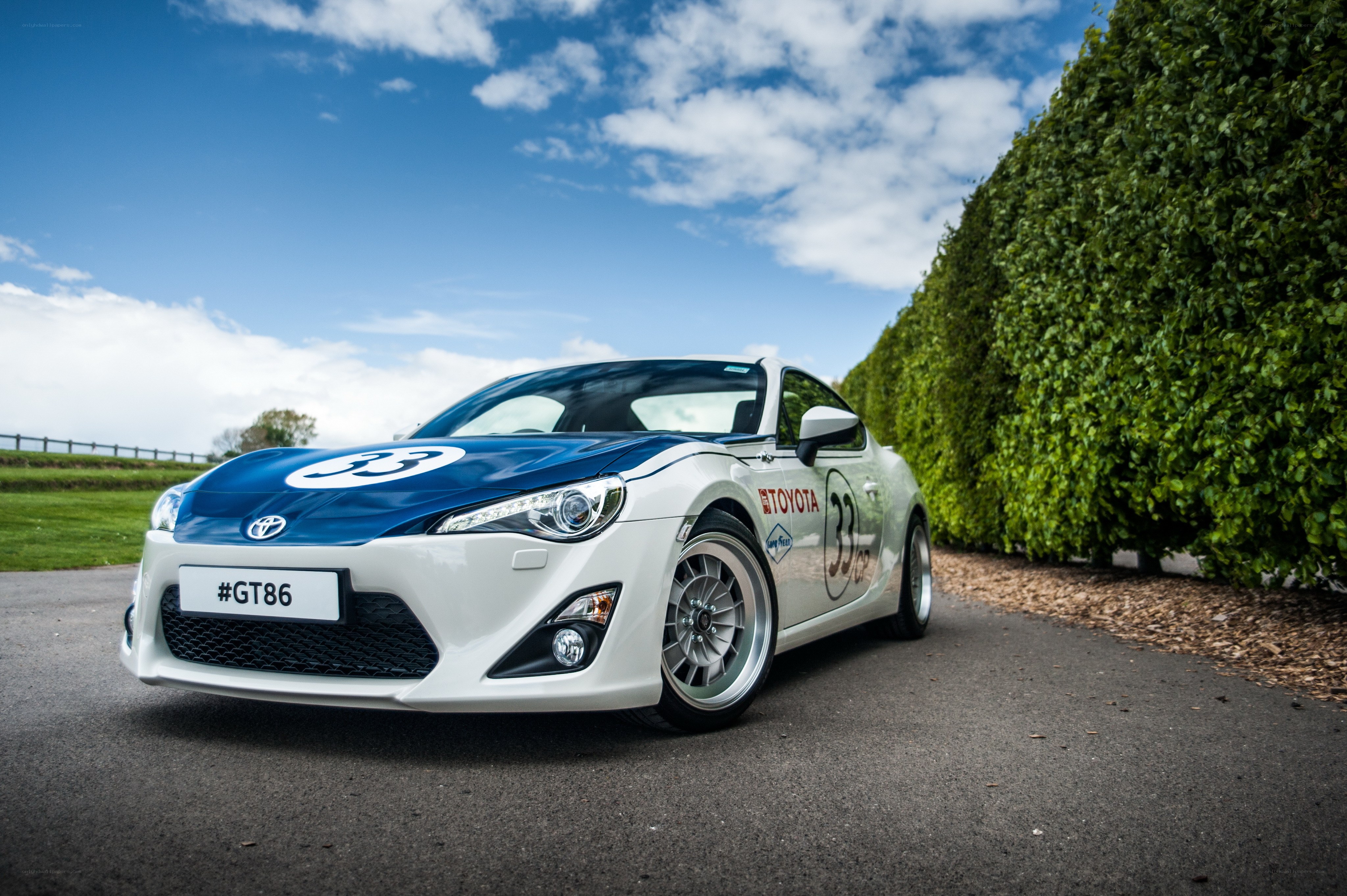 Toyota GT86 race car