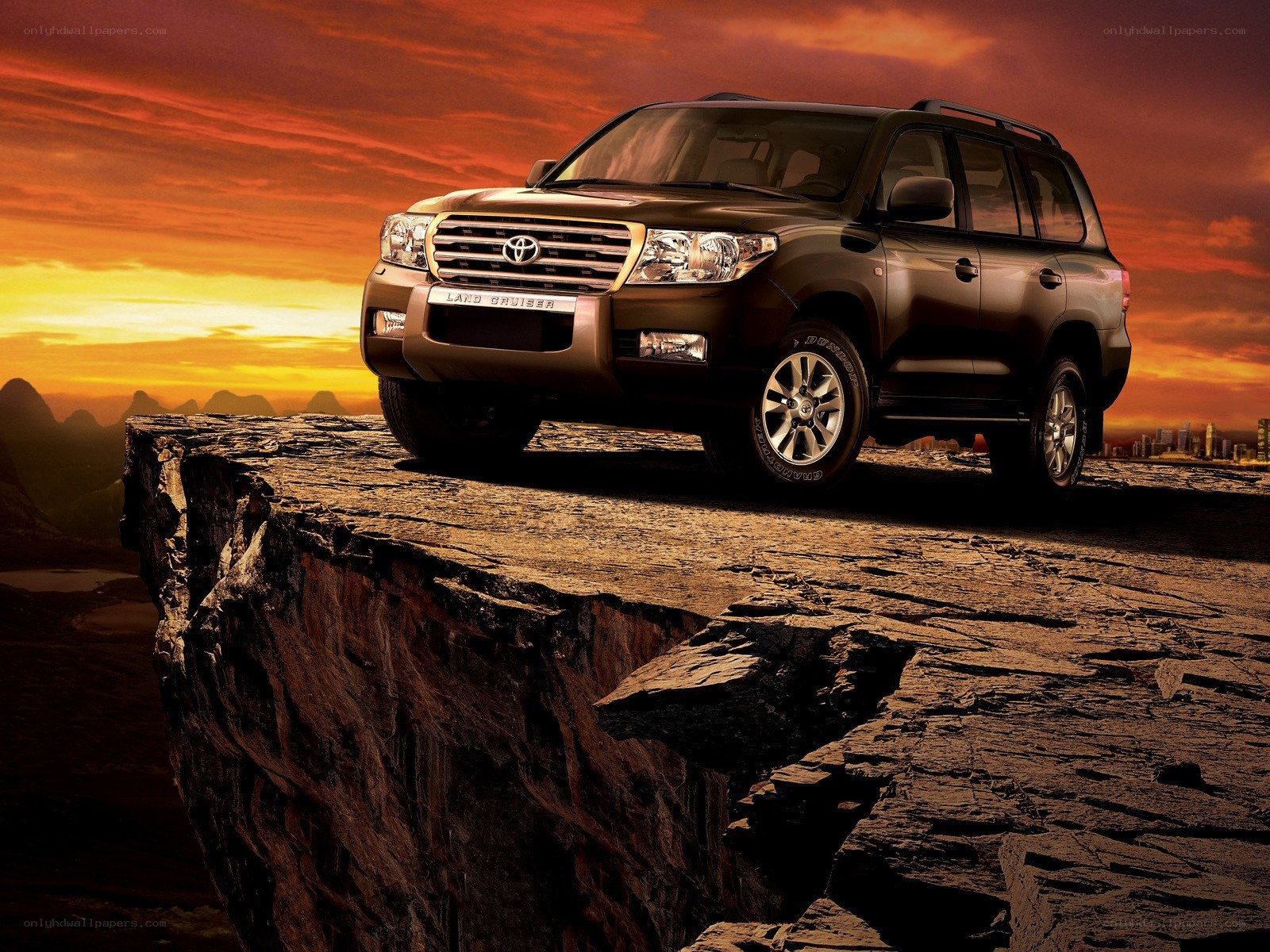 Toyota Land Cruiser on cliff