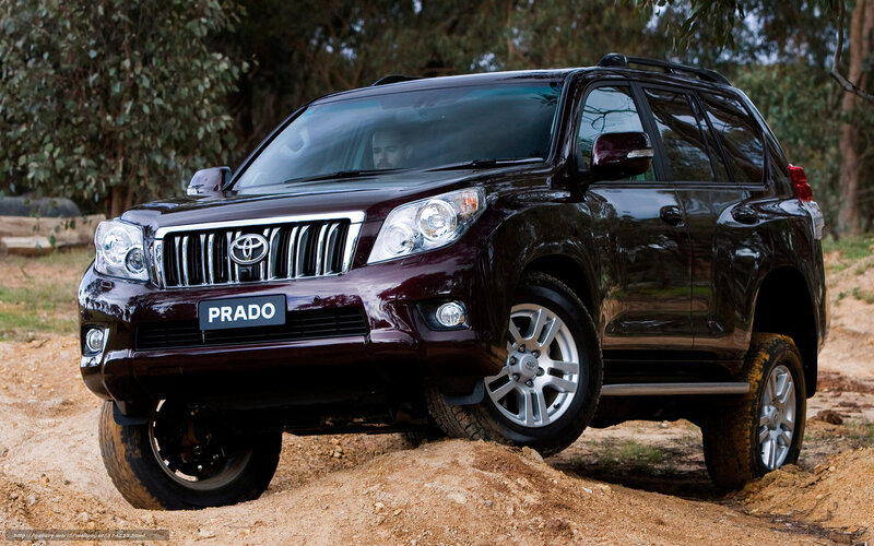 Toyota Prado off-road