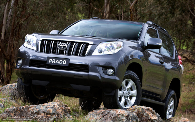 Toyota Prado on rocky terrain