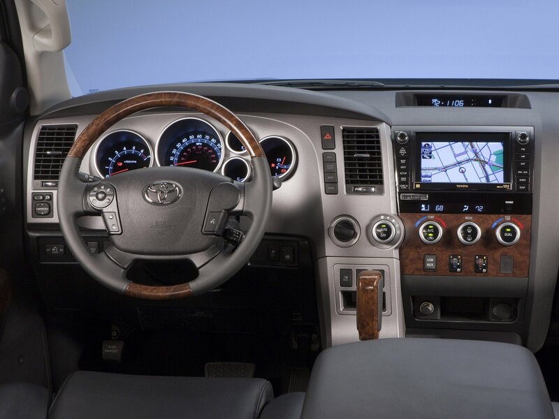 Toyota Tundra interior dashboard
