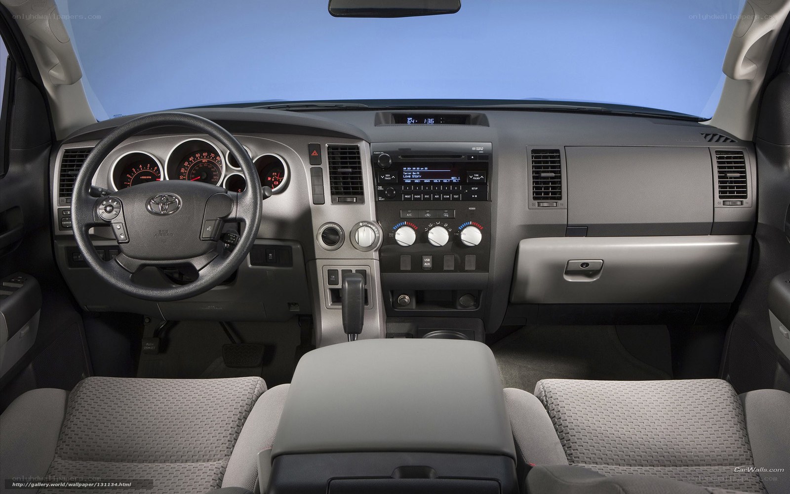 Toyota Tundra interior dashboard