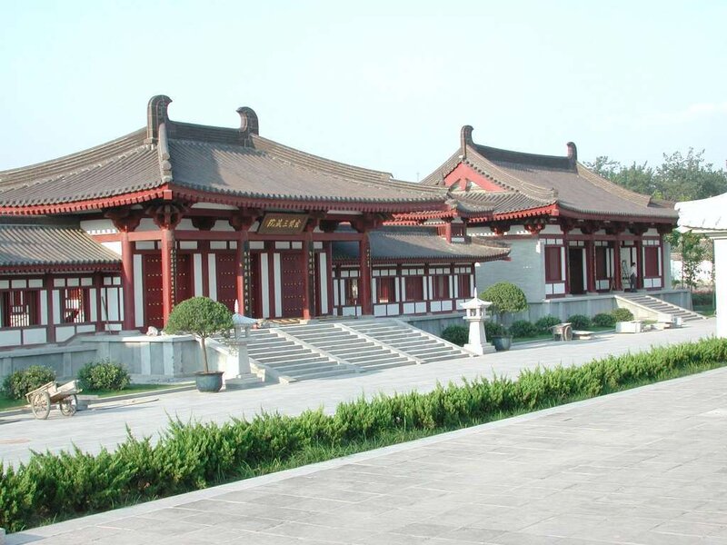 Traditional Chinese Building — Gray