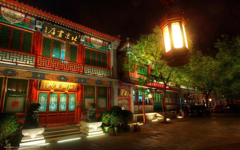 traditional chinese buildings at night