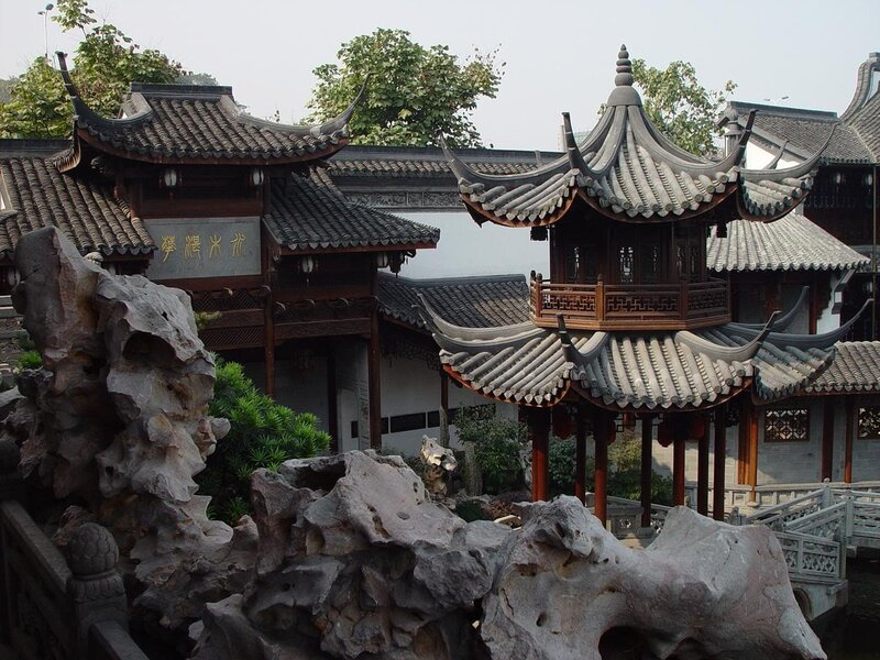 traditional chinese garden pavilion