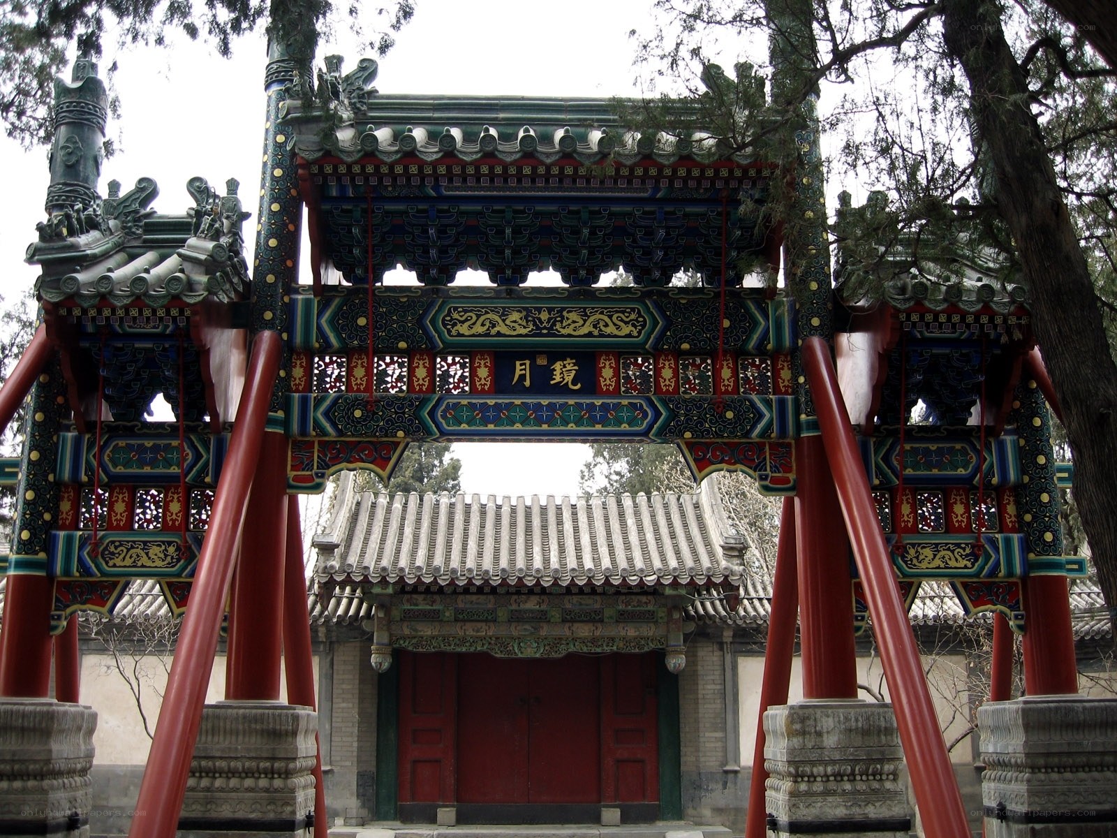 Traditional Chinese gate with moon gate