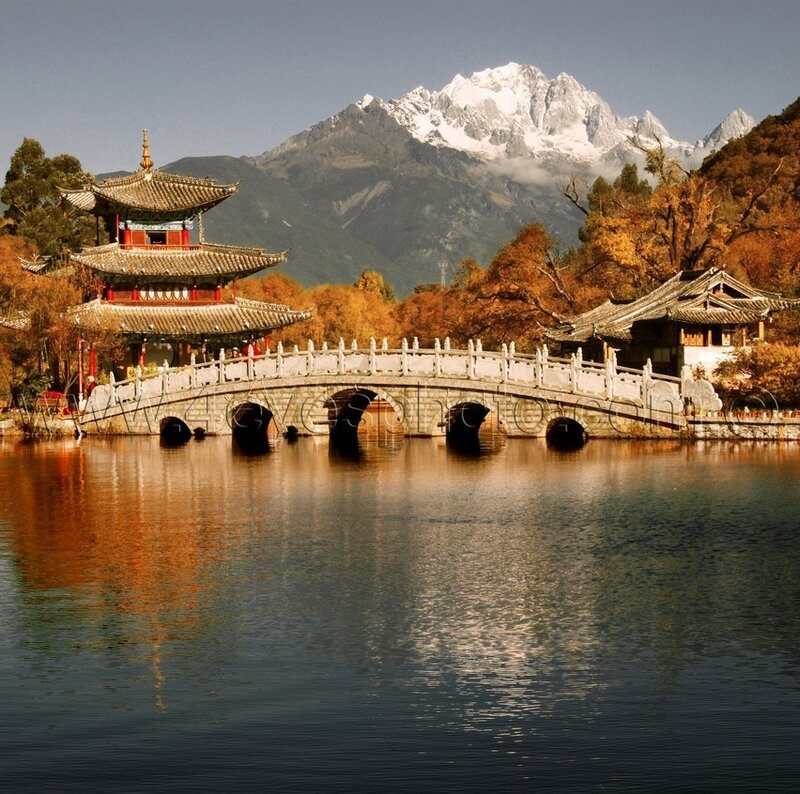 Traditional Chinese Pagoda — Blue