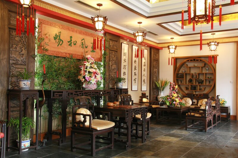 traditional chinese restaurant interior