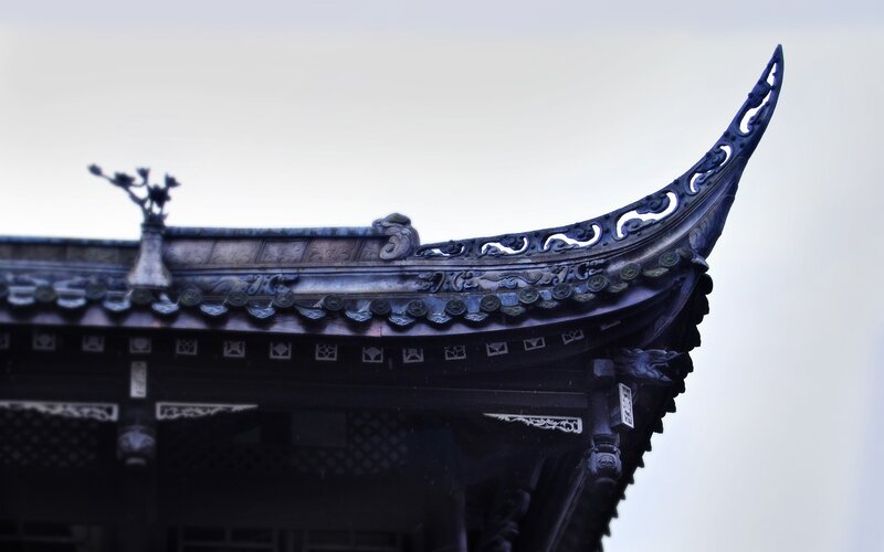 traditional chinese roof detail