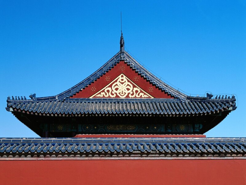 traditional chinese roof detail