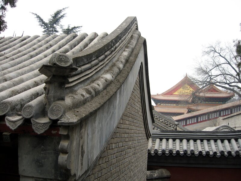 traditional chinese roof details