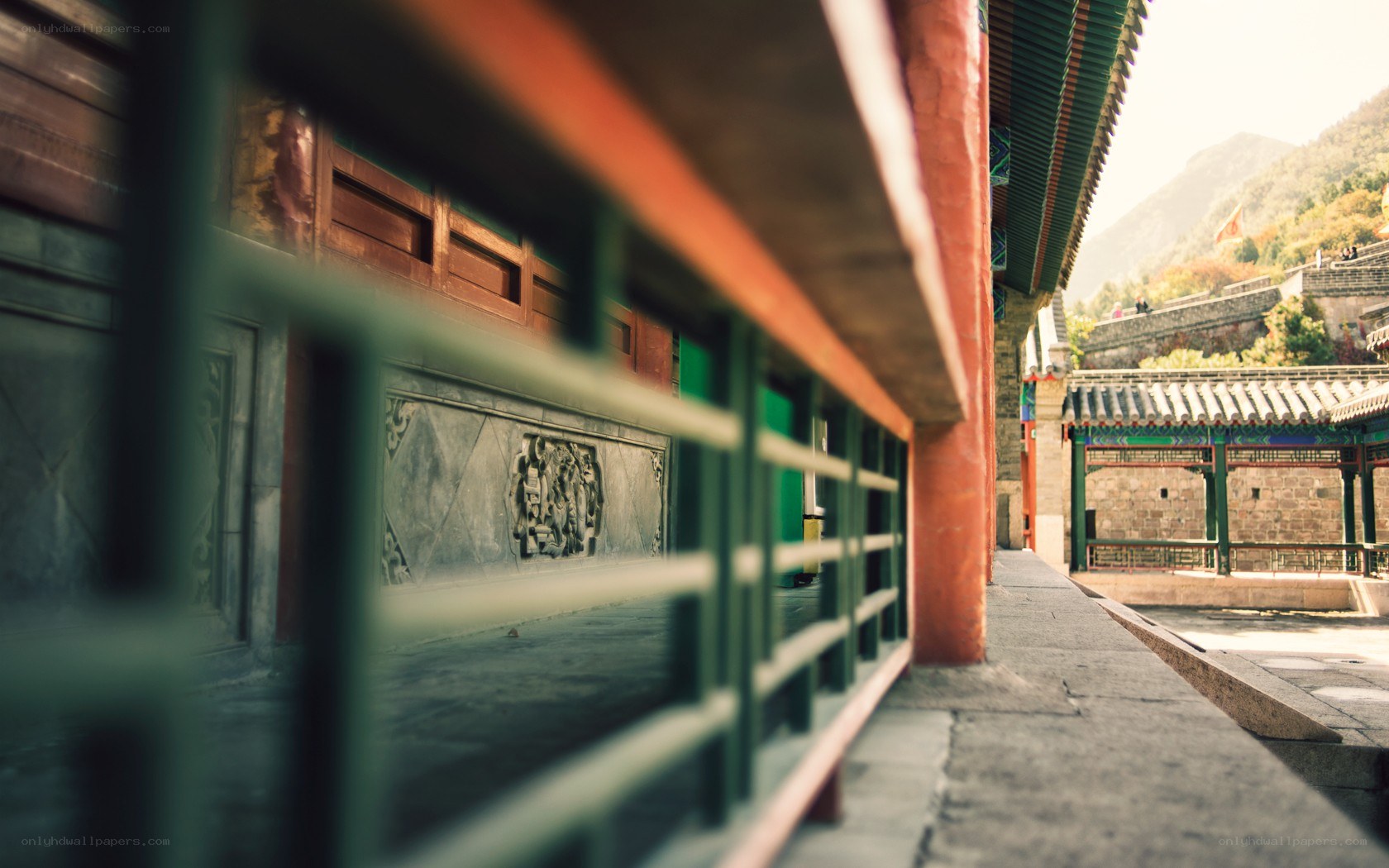 traditional chinese temple corridor
