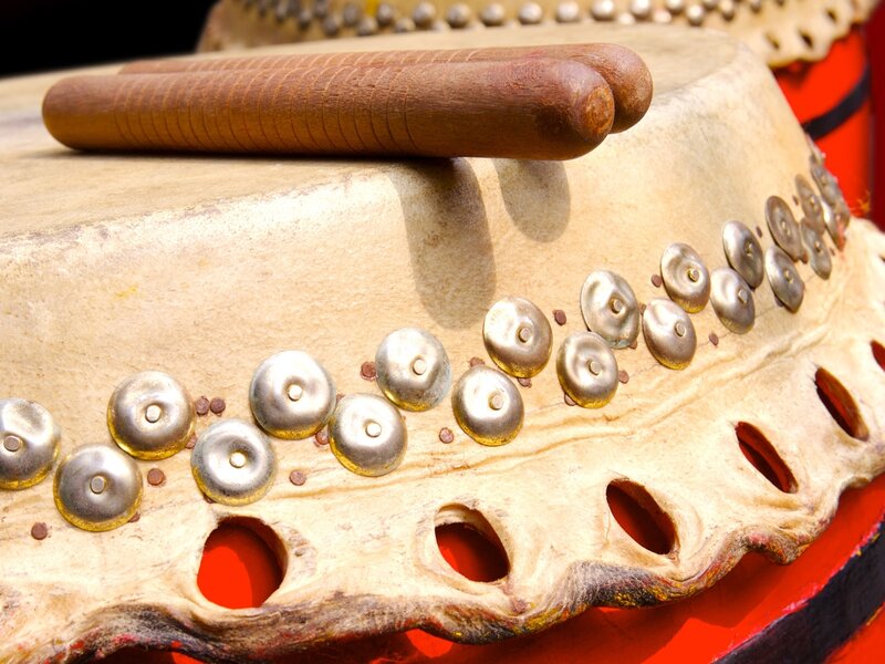 Traditional drum with mallets