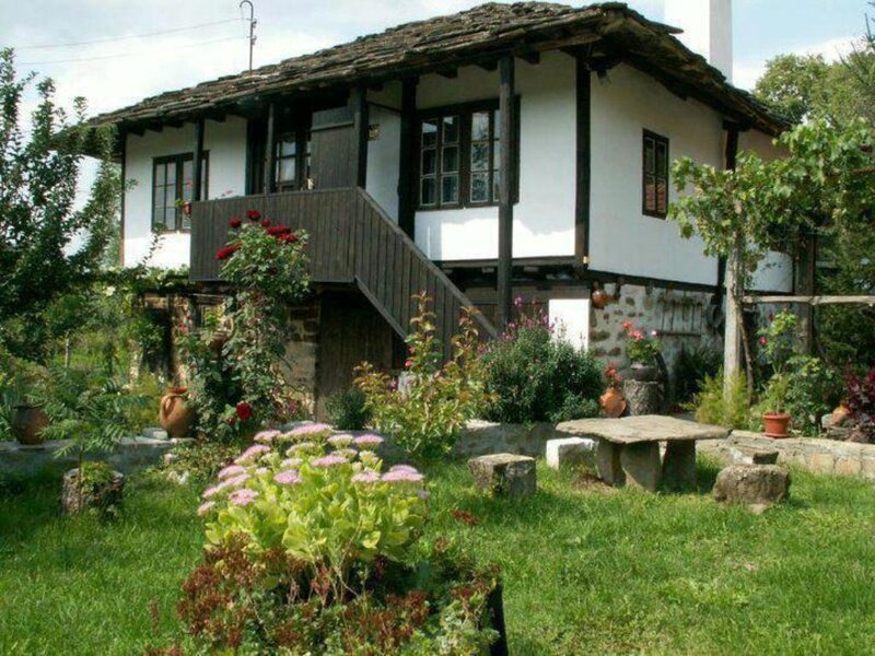 Traditional House in Garden — Green, Serene