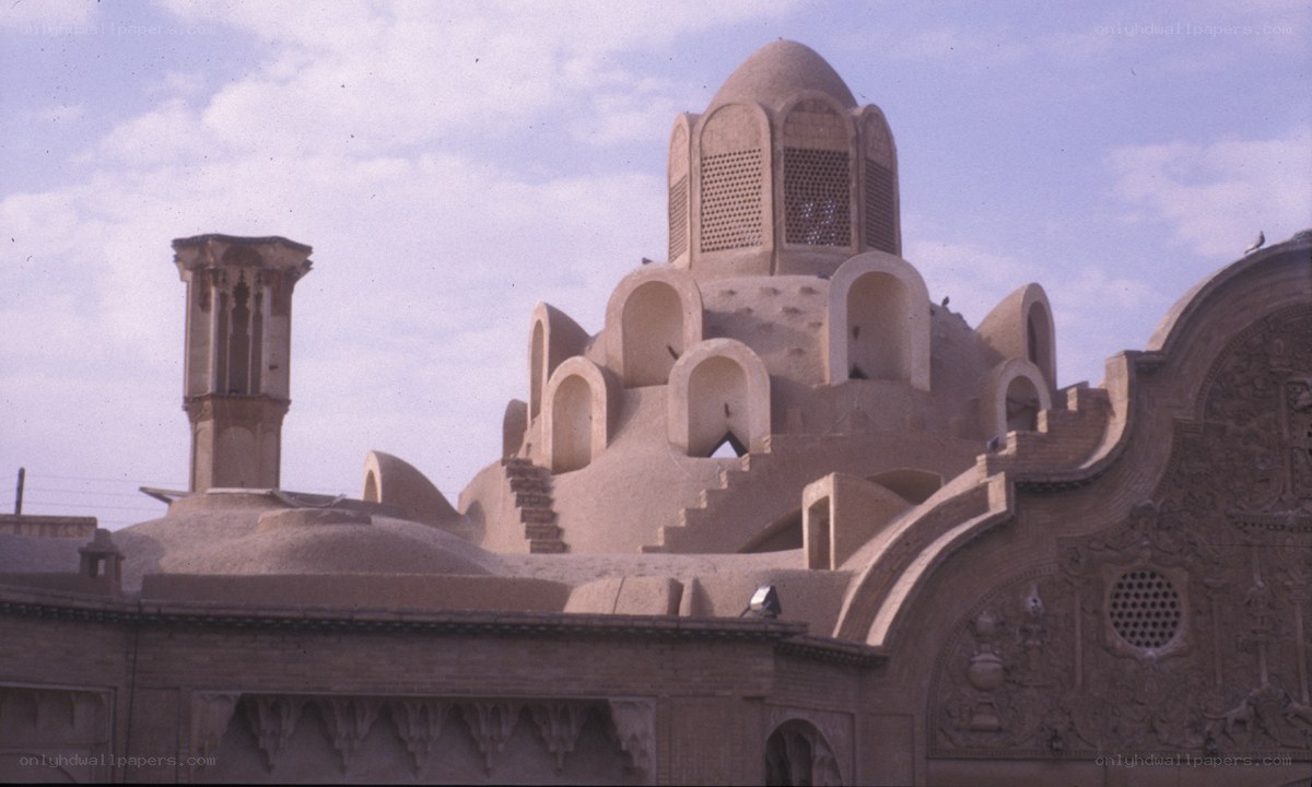 Traditional Iranian architecture