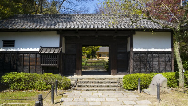 Traditional Japanese Gate — White