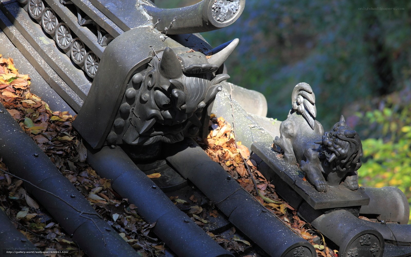 Traditional Japanese roof decorations