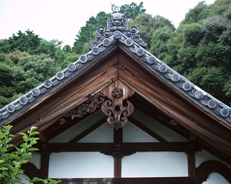traditional japanese temple roof