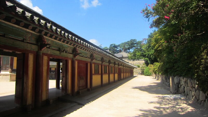 Traditional Korean Building — Blue, Serene
