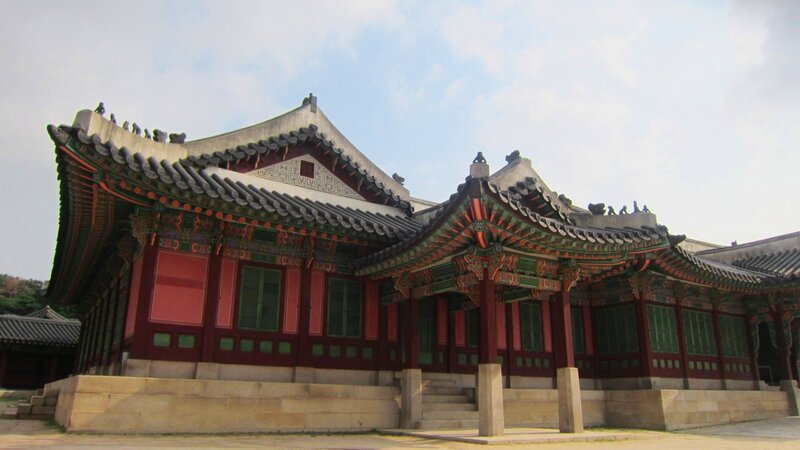 Traditional Korean Building — Red