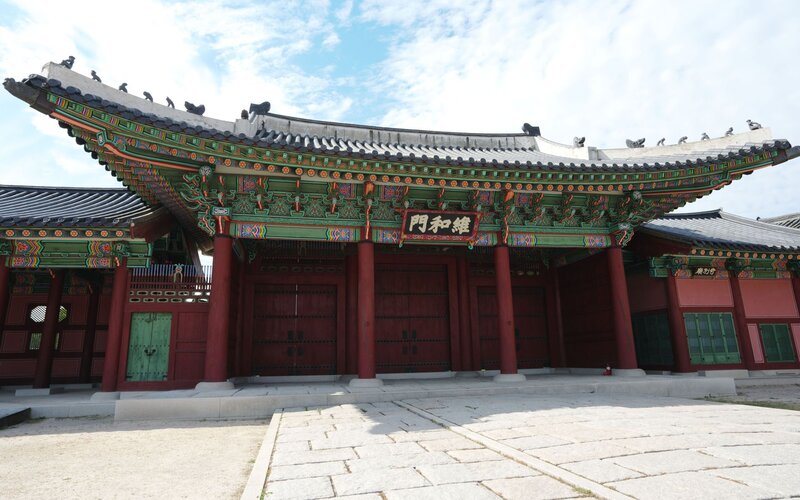 Traditional Korean gate