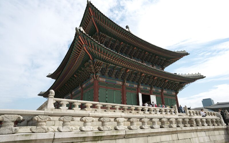 Traditional Korean palace building