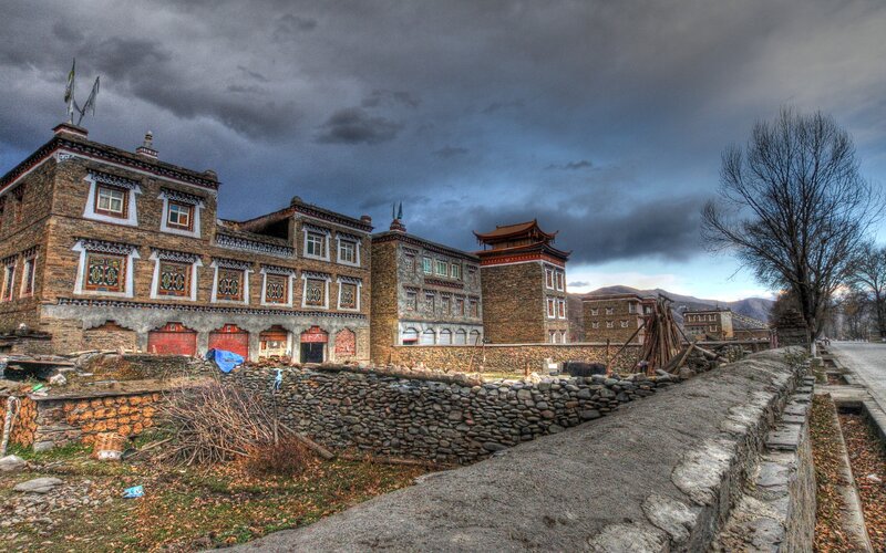Traditional Tibetan Buildings