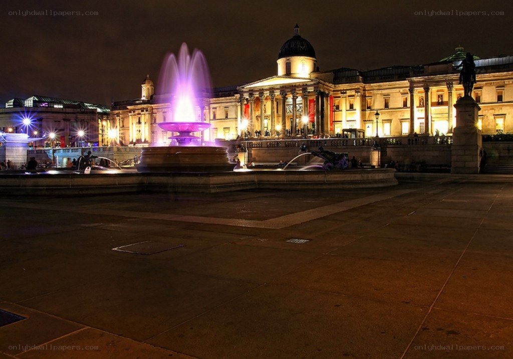 Trafalgar Square at night