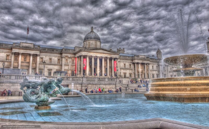 Trafalgar Square with National Gallery