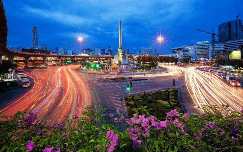 Traffic at Monument Roundabout