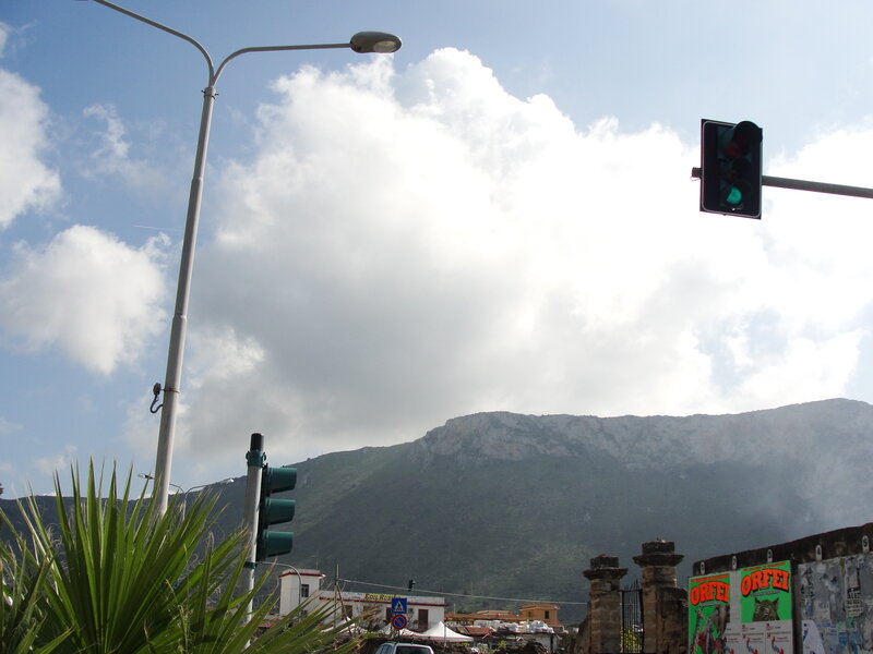 Traffic lights with mountain view