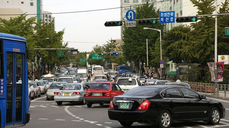 Traffic on a busy street in Seoul