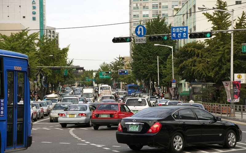 Traffic on a busy street in Seoul