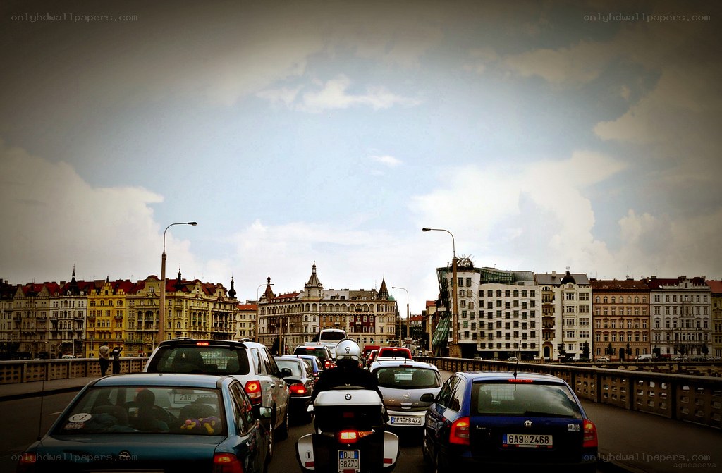 Traffic on a city bridge