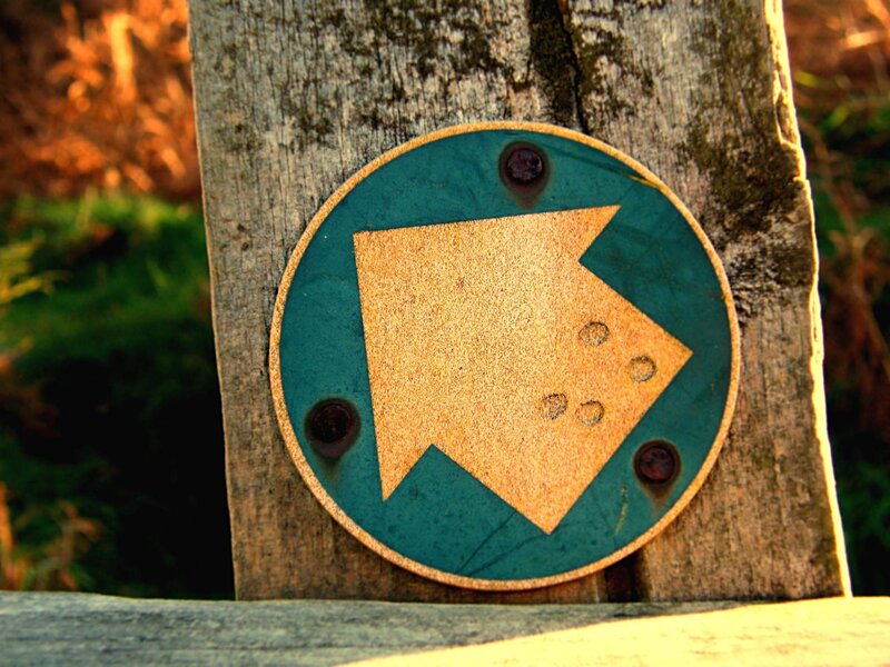 Trail Marker on Post — Green