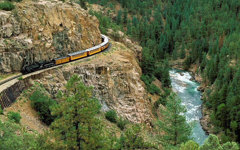 Train on Mountain Track — Green