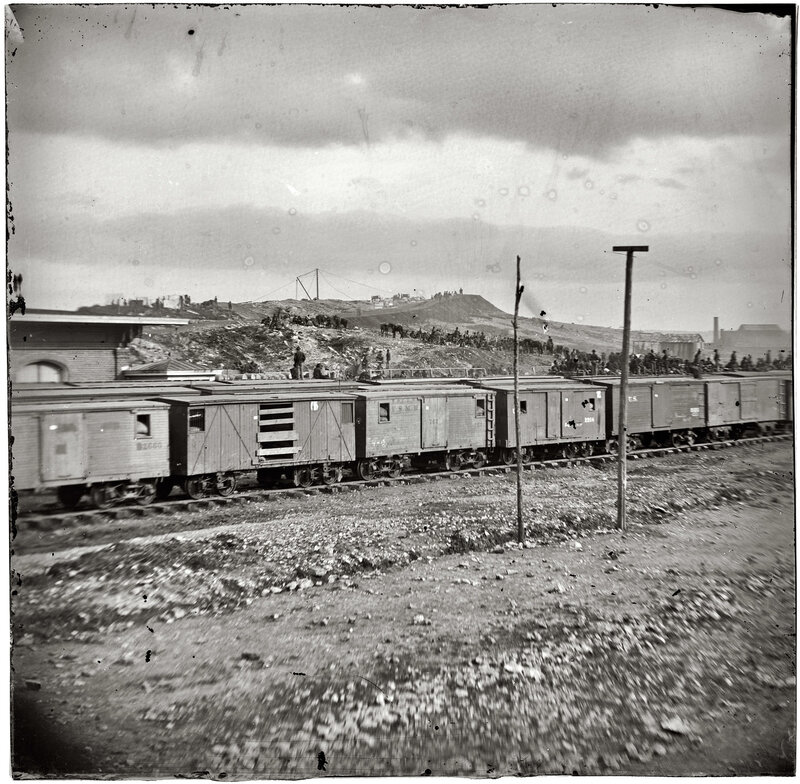 Train on Tracks — Black