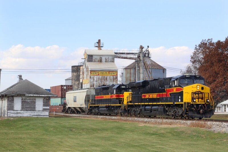 Train Passing Grain Elevator — Green