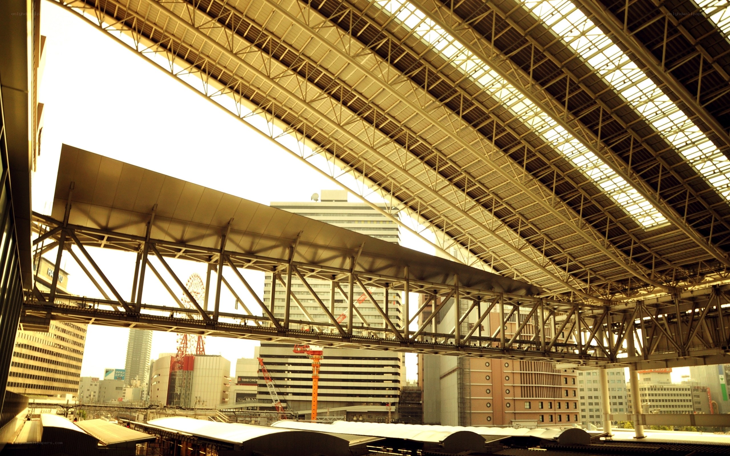 Train station roof structure