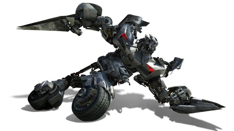 Transformer robot in combat pose