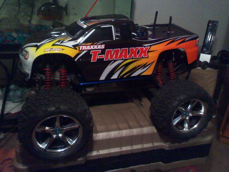 Traxxas T-maxx Truck