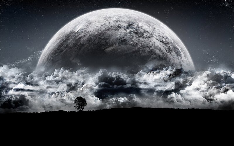 Tree under Giant Planet