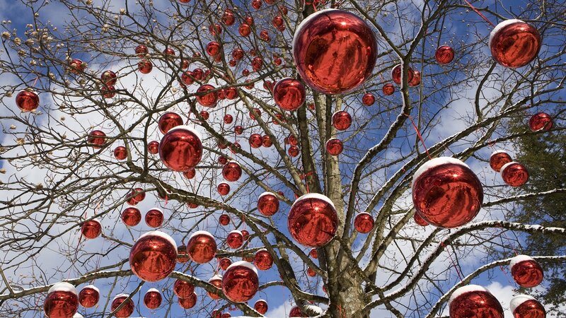 Tree with Red Ornaments