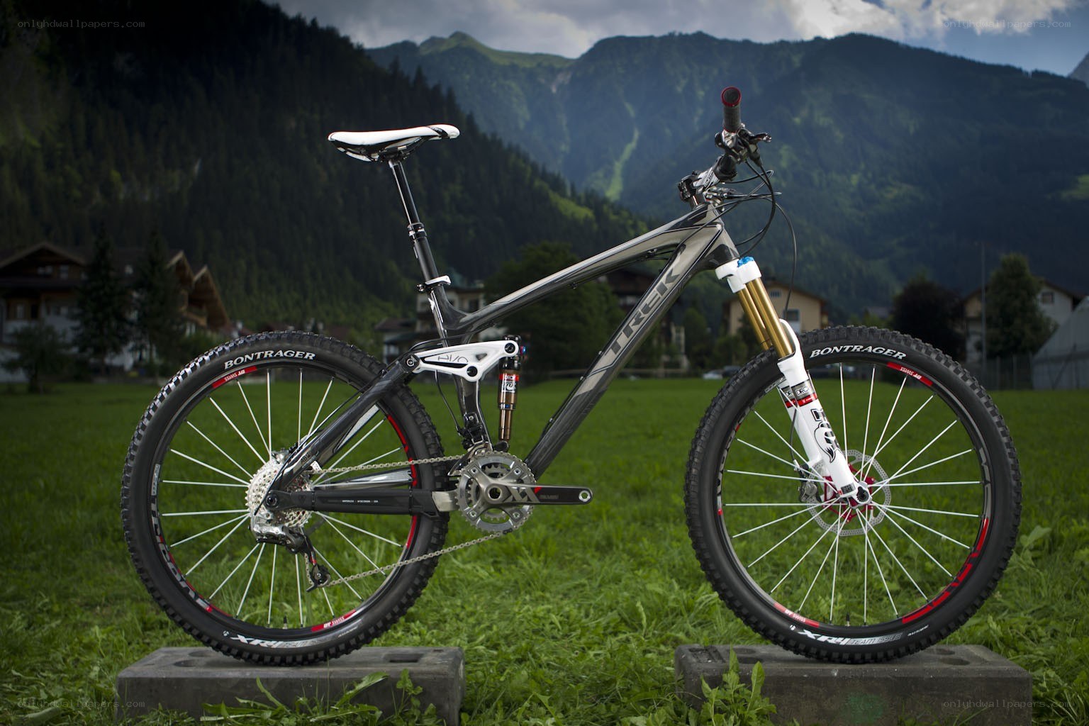 Trek mountain bike in alpine setting